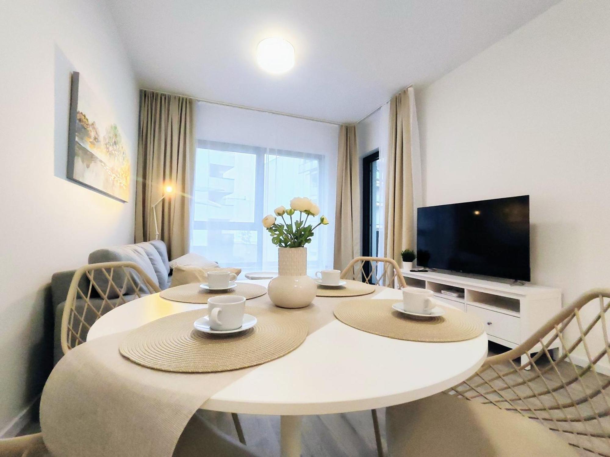 Wings - Brand New - Presidential Garden - Free Parking Apartment Bratislava Bagian luar foto
